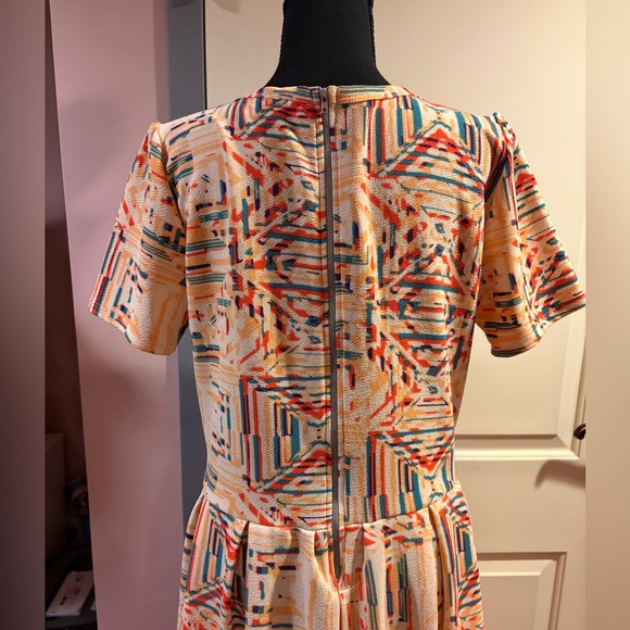 NWOT LuLaRoe Amelia dress - Picture 2 of 2